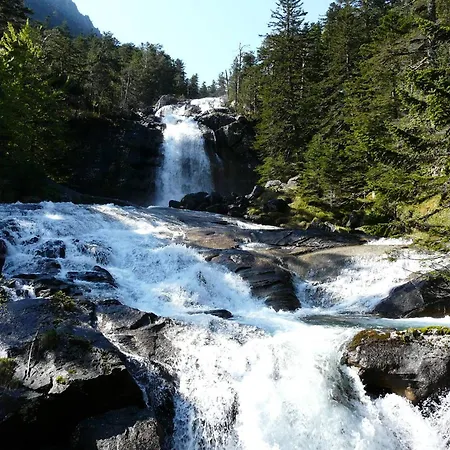 A Cauterets, 4 Pers, Ascenseur, Balcon, Proche Telecabines - Fr-1-812-64 Apartment